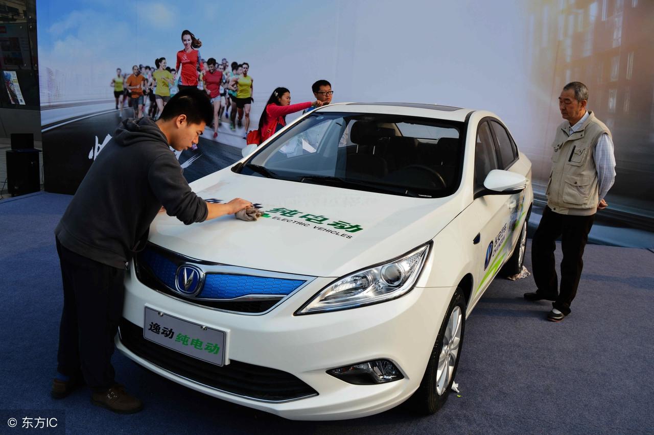 四川長虹股票行情走勢分析與高科技產(chǎn)品體驗介紹概覽