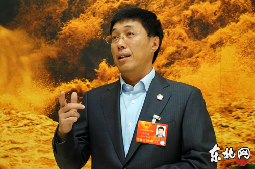 楊天夫科技新品引領(lǐng)智能生活新時代震撼登場