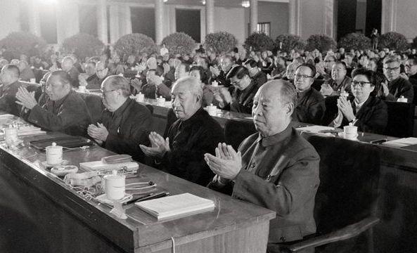 中央領(lǐng)導(dǎo)逝世最新消息與小巷獨(dú)特小店探索之旅回顧