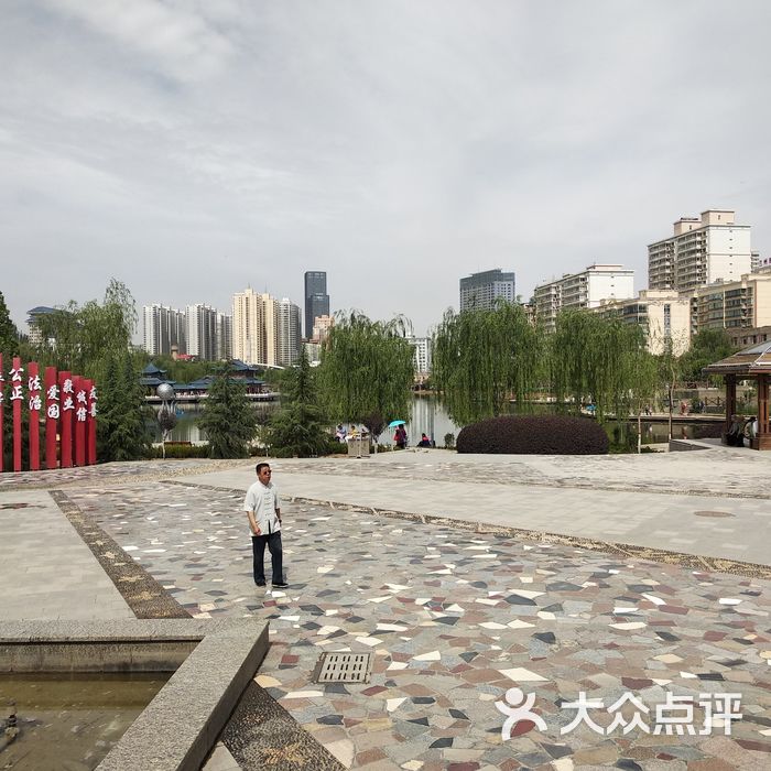 雁灘中心公園最新動(dòng)態(tài)與相關(guān)論述揭秘