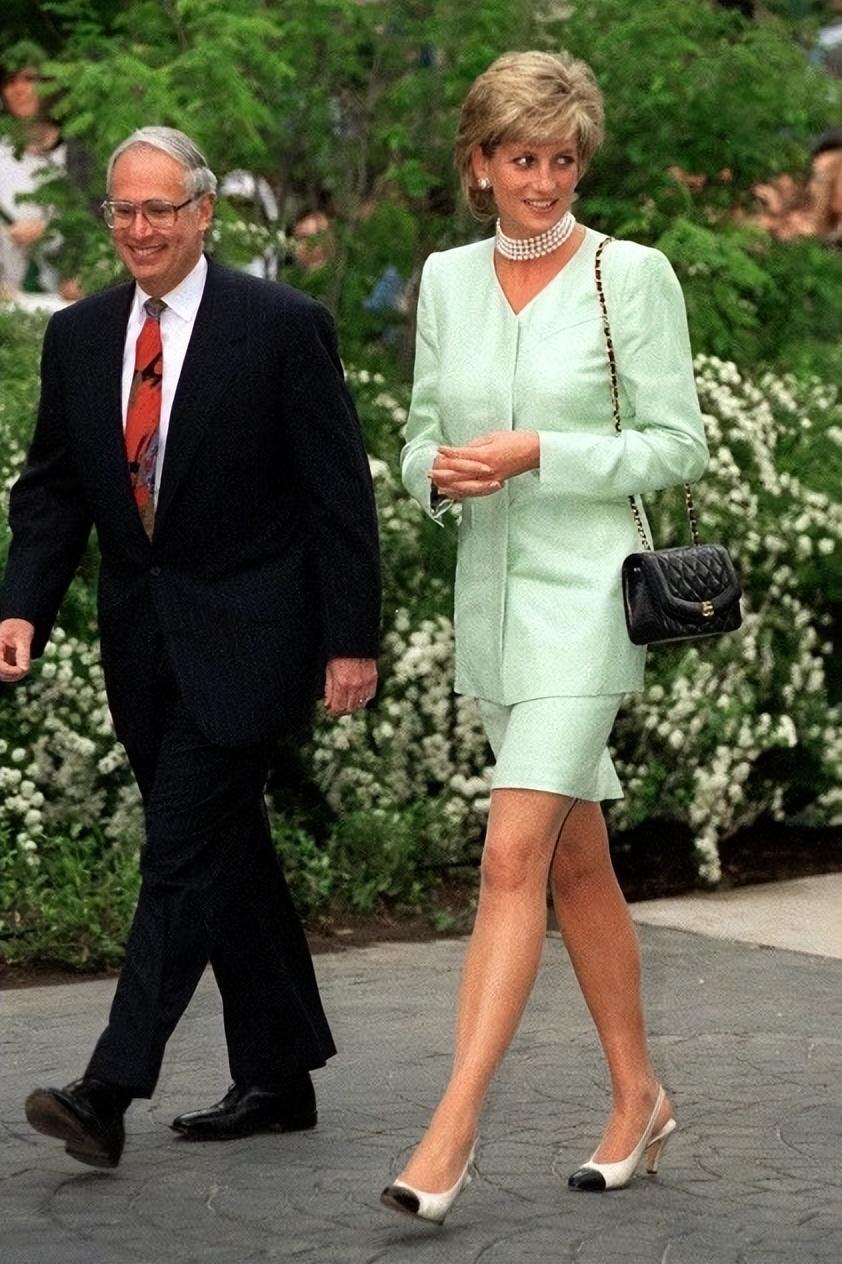 最新婚姻法下的協(xié)議離婚與探索自然美景的旅程