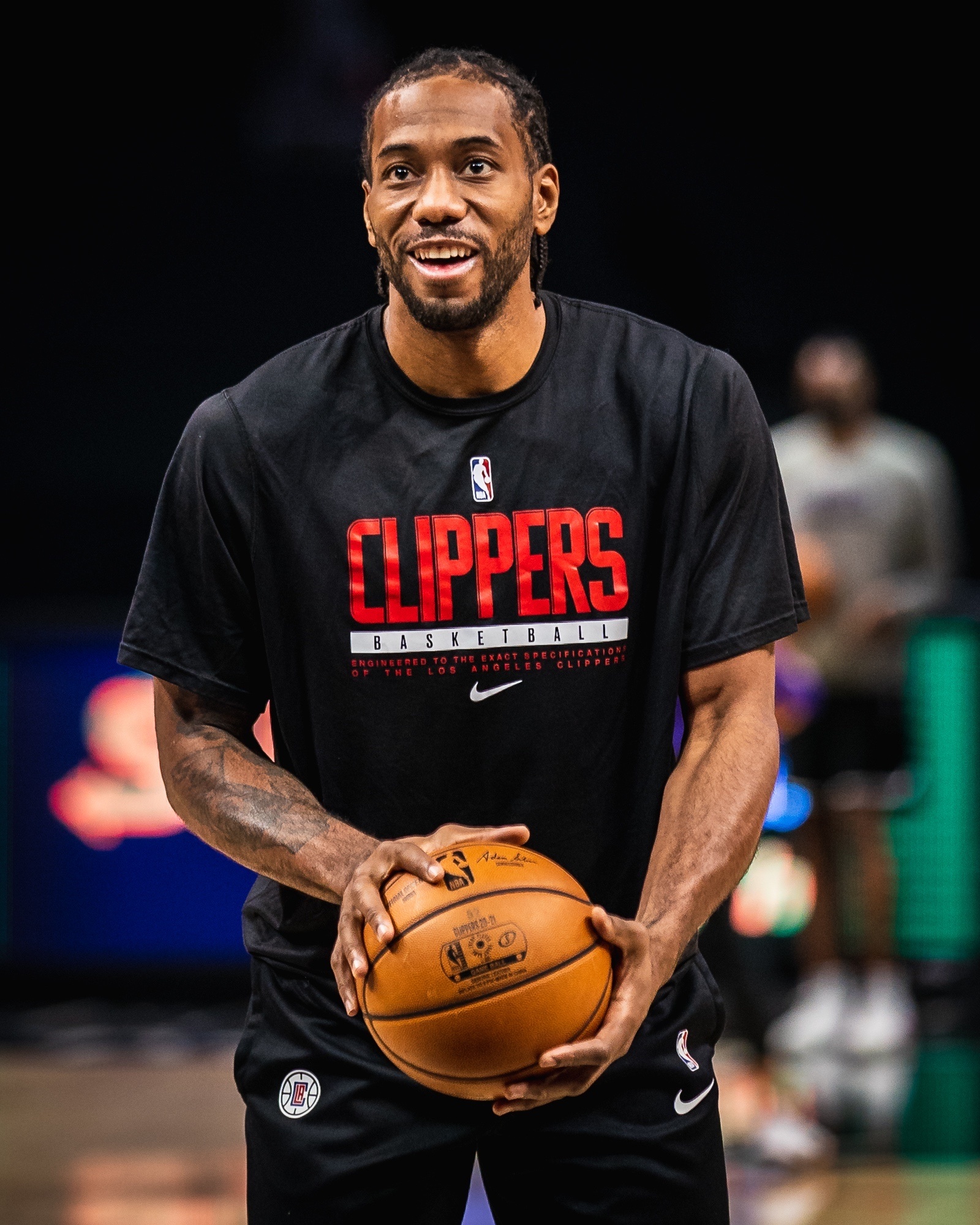 ??科懷倫納德最新動(dòng)態(tài)揭秘??